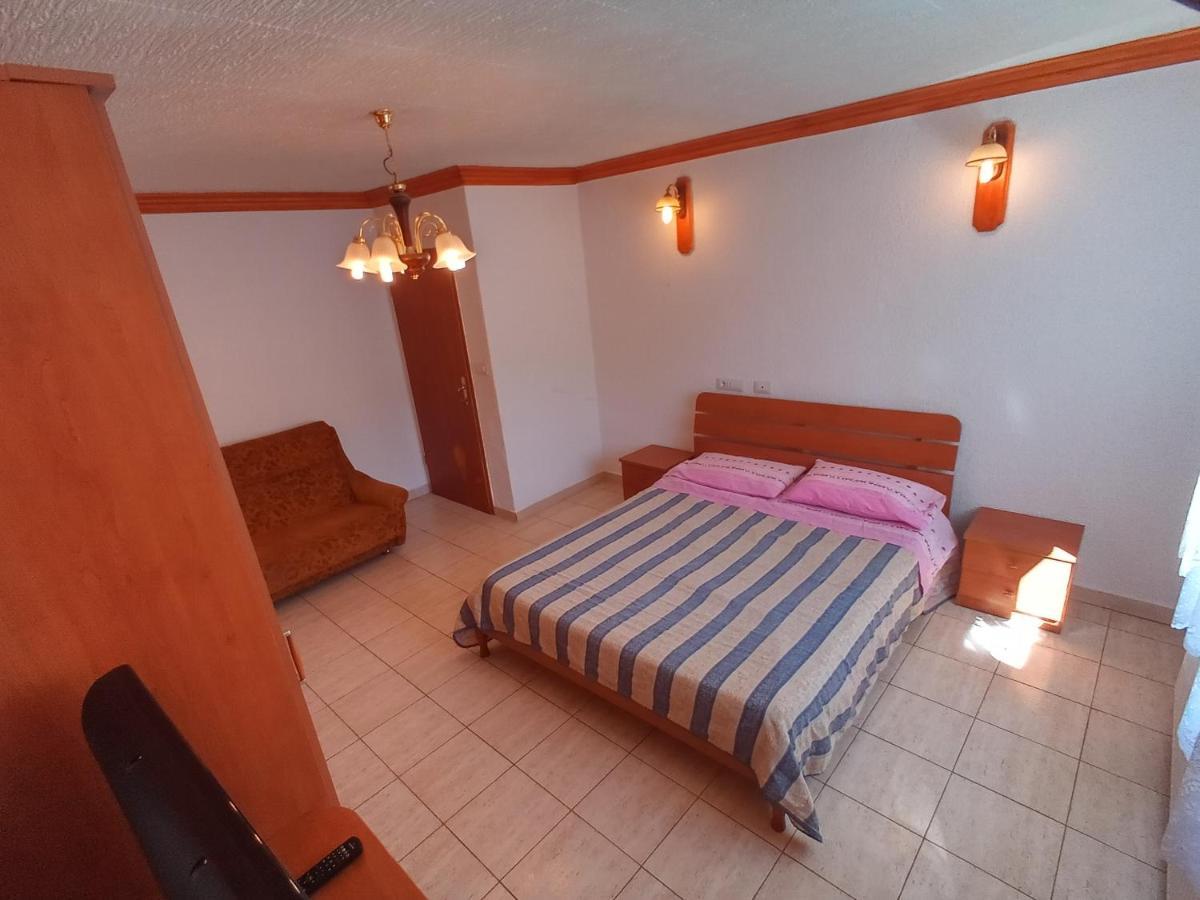 Ankaran Sobe Mara Apartment ภายนอก รูปภาพ